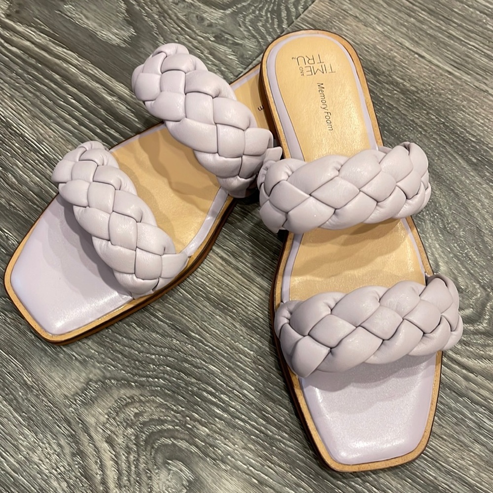 NEW! Time and Tru Sandals